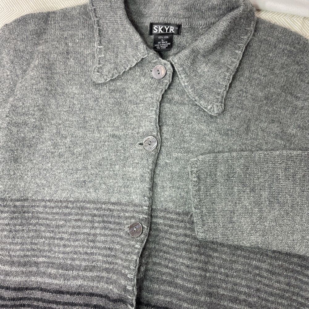 Vintage SKYR Women's M 100% Wool Sweater Button Up Knit Stripe‎ Long Sleeve